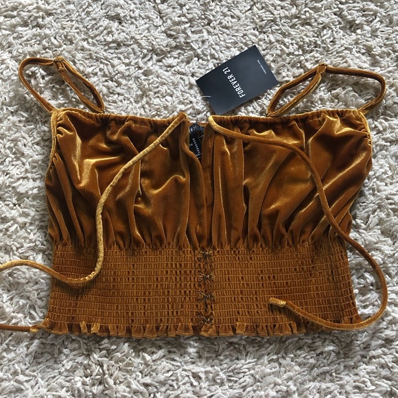 Forever 21 Tops - Gold Velvet Crop Top💛